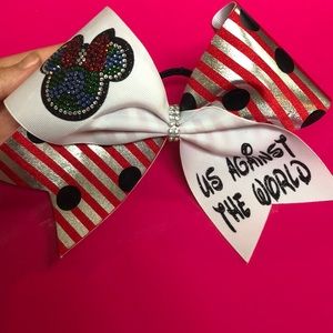 Cheer bow